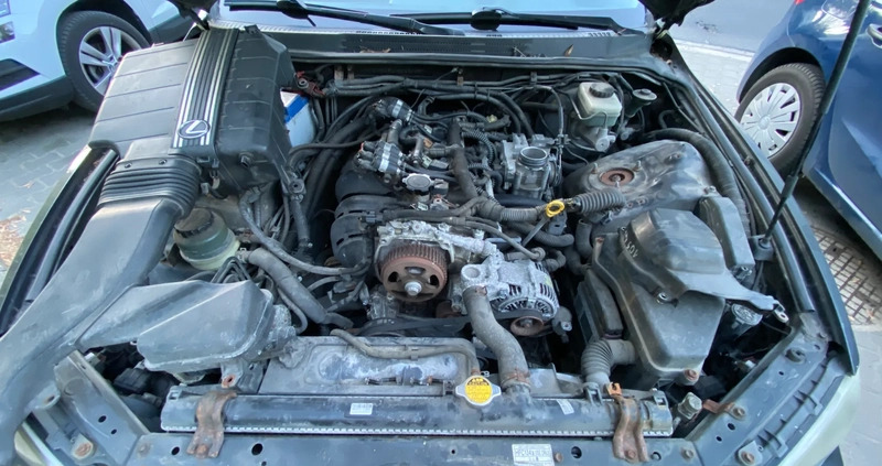 Lexus IS cena 10000 przebieg: 253034, rok produkcji 2004 z Warszawa małe 436